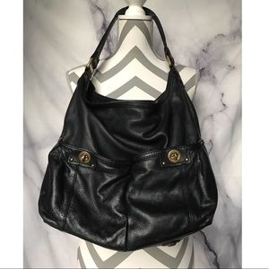 Marc Jacobs’s Black Leather handbag